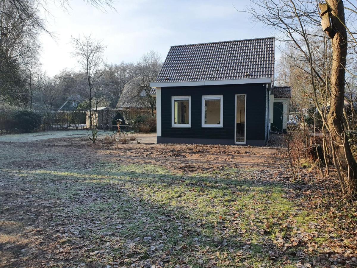 Villa With Spacious Garden Near Heeten Exteriör bild