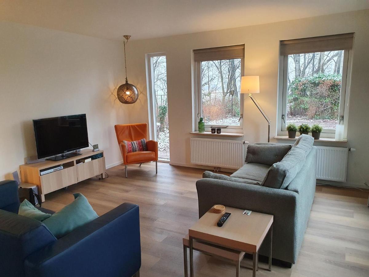 Villa With Spacious Garden Near Heeten Exteriör bild