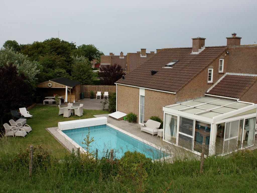 Villa With Spacious Garden Near Heeten Exteriör bild