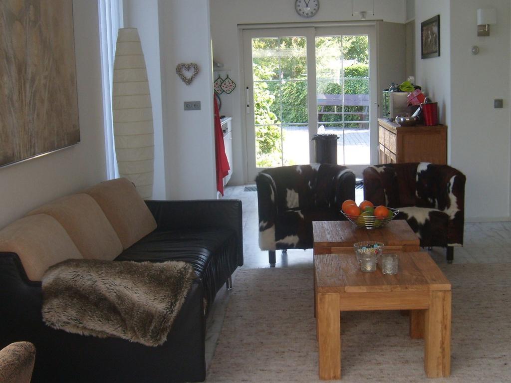 Villa With Spacious Garden Near Heeten Exteriör bild