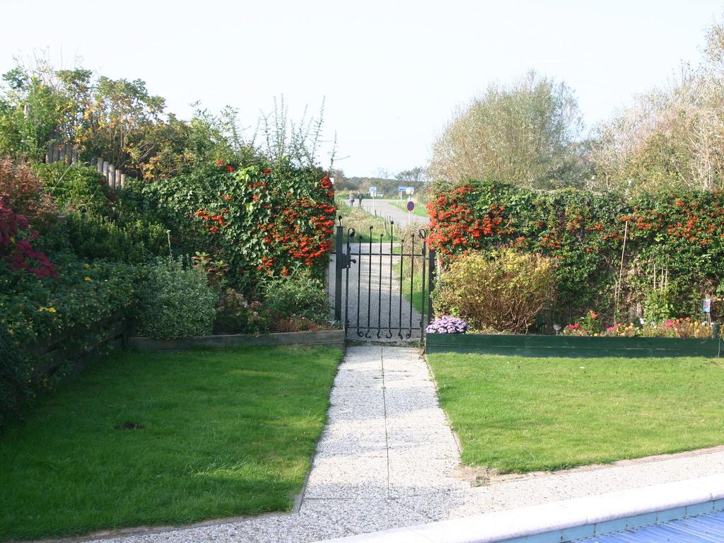 Villa With Spacious Garden Near Heeten Exteriör bild